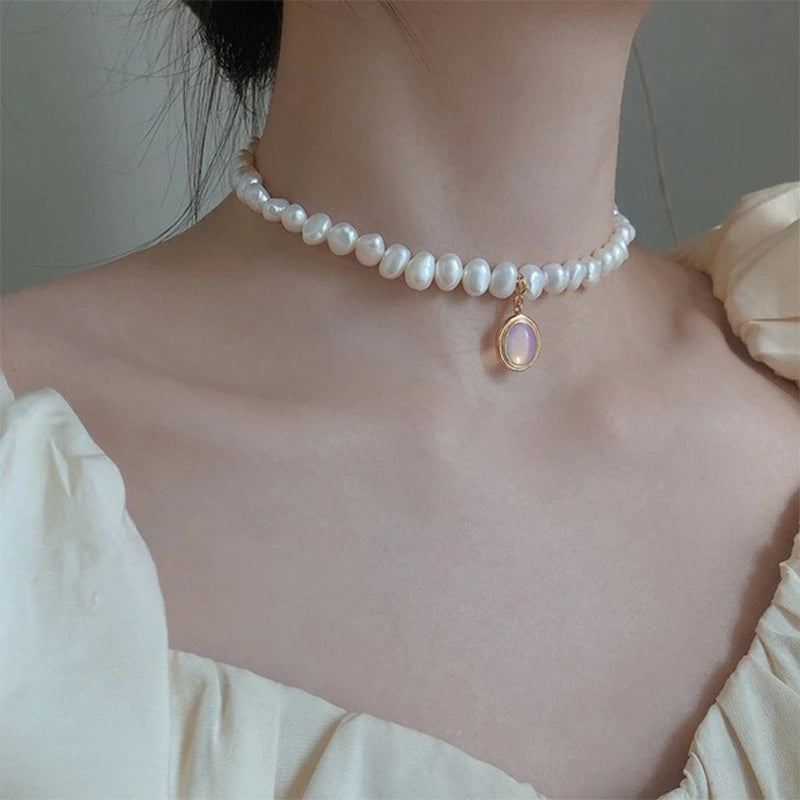 Vintage Gentle Pearl Necklace