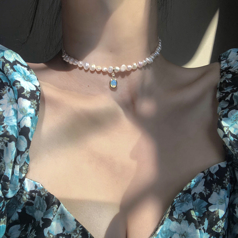 Vintage Gentle Pearl Necklace