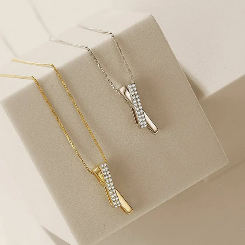 Special Bond Rectangle Interlocking Necklace
