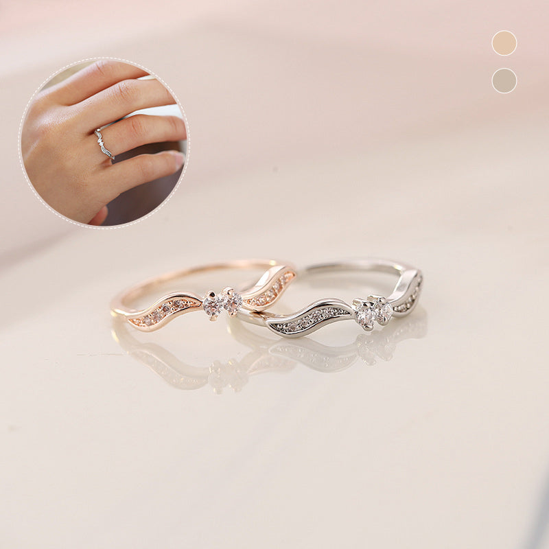 Double Stone Wavy Ring